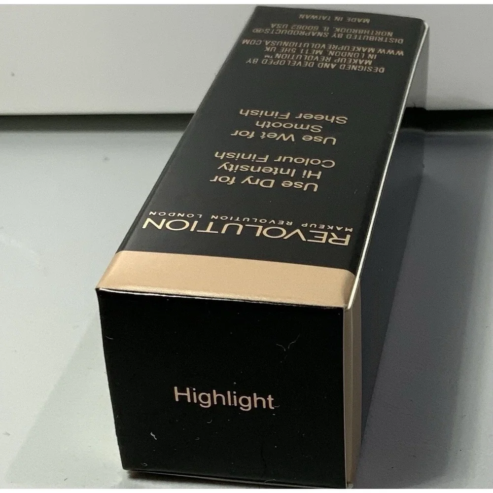 Revolution The‎ One Highlight Contour Sticks HIGHLIGHT Stick Illuminator NWB